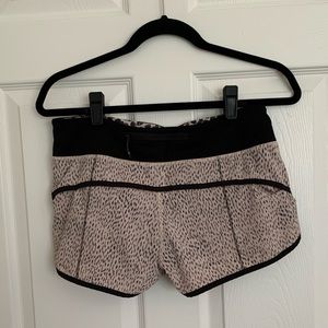 Lululemon Speed Up Short 2.5